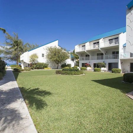 Villas Of The Galleon Seven Mile Beach Esterno foto