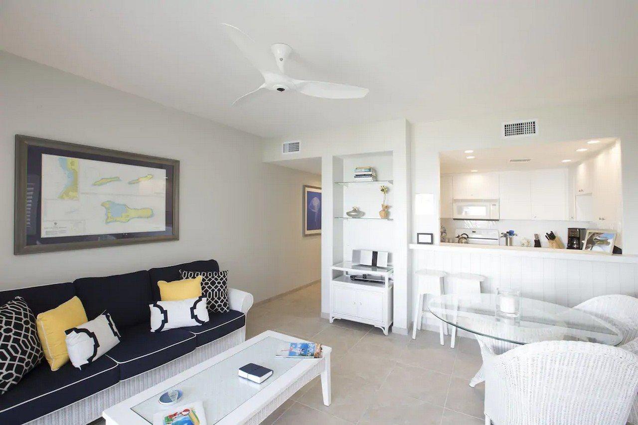 Villas Of The Galleon Seven Mile Beach Esterno foto
