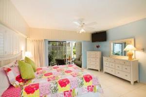 Villas Of The Galleon Seven Mile Beach Esterno foto