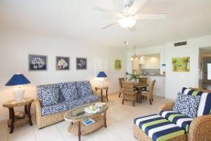 Villas Of The Galleon Seven Mile Beach Esterno foto