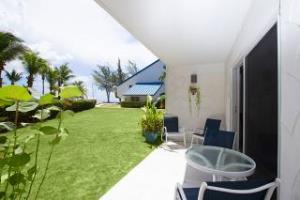 Villas Of The Galleon Seven Mile Beach Esterno foto