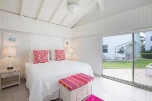 Villas Of The Galleon Seven Mile Beach Esterno foto